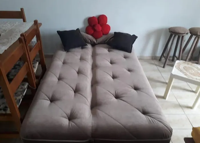 Apartamento, 5 Minutos Da Praia Bertioga